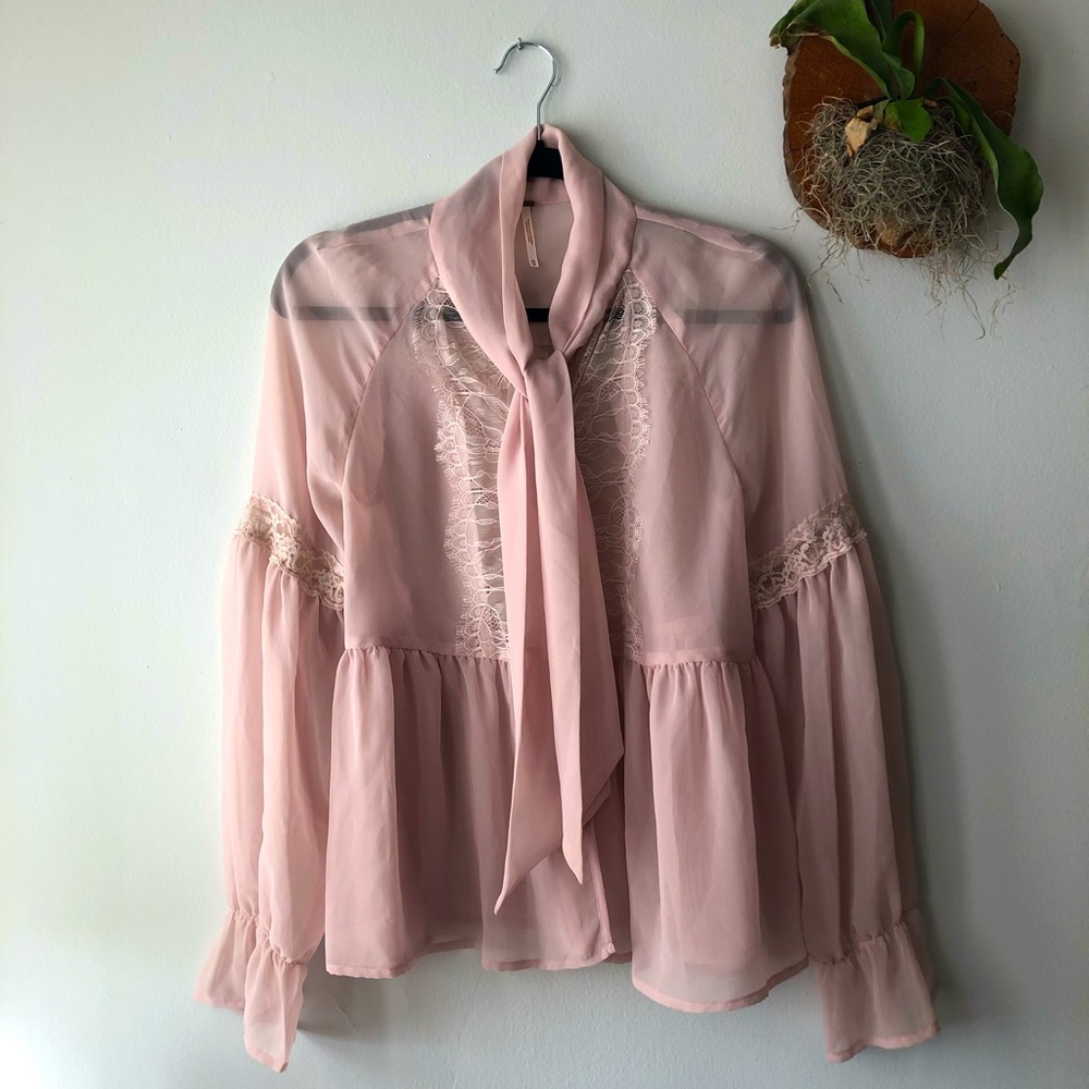 Free People Romantic Blush Blouse Size XS